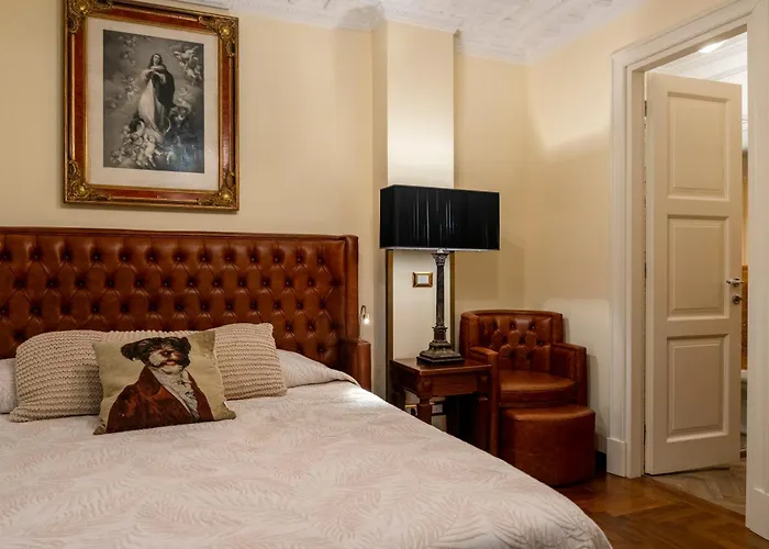 Regal House Capucci 6